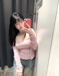 朵兒   162 cm-48kg-D+ 奶-25歲  床上很騷噢 喜歡偷兼差的快感 服務一級棒喔
