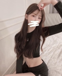 仙女系正妹  笑笑 162.C.44.23歲 穿上性感平口裝 超惹火 愛健身 馬甲線 超正的啦