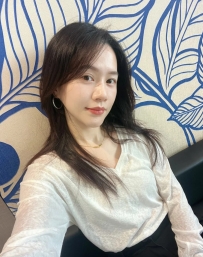 米妮 158 / 46 / C / 30歲 氣質小女人，粉嫩美乳迷人 強制舌吻熱情服務，吸吮你的