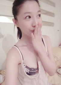 妮可 163 46 C  28歲  妹妹有玩一些特殊服務 前戲做的很足  會把你深深的吸引住 妹妹