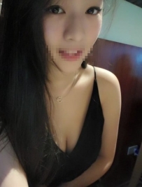 獨家王牌絕對正妹 甜美素顏迷死你  吸引眾人的目光百屋愛愛刺激冒險 服務一次