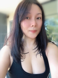 靜心 163.48.D.36歲  老熟女 現在可約 大學教授下海兼職 低價銷售 很有女人味，保