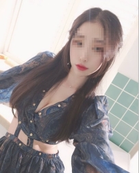 實際上是一個欲女 可舔可摸可嘶 可LG叫聲超級浪蕩 還會給你初戀的fu   超級會咬耳朵的