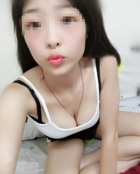 小美 今年22歲 是一名醫學院學生 現在在做實習護士工作 熱情 喜歡交朋友  資訊：158cm Dcup 45kg 22歲 現在報班了