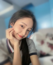 158/46 C奶 21歲   甜美可愛 很會服務 會吹舔 從上身舔到蛋蛋 讓你服務真是沒話說一