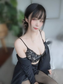 清心   27歲  46kg  163  Dcup  長相超級御姐 精緻的五官 不方便露臉  平時愛角色扮