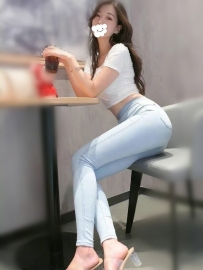 琪琪 165cm C+奶 29 歲  氣質性感女神上線 美腿絲襪 氣質漂亮 完美身材的小女人