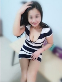 輕熟淫蕩少婦騷浪襲擊   海兒：162cm D 48 30歲  可無套  渾圓美胸 性感打扮情趣絲襪